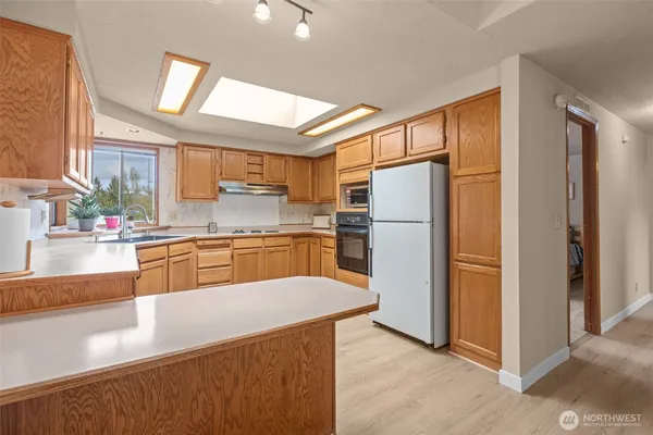 $549,000 | 17373 Woodcrest Drive Northeast, Bothell, WA 98011