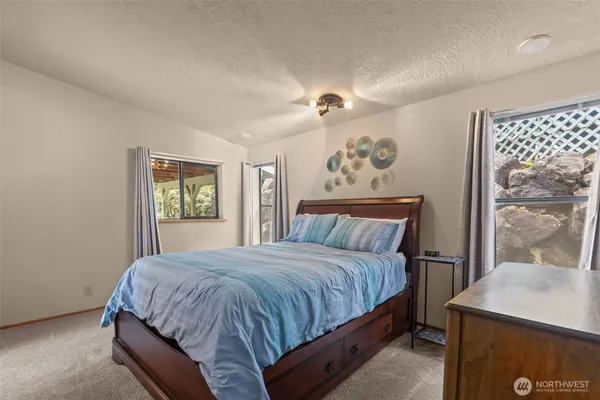 $549,000 | 17373 Woodcrest Drive Northeast, Bothell, WA 98011