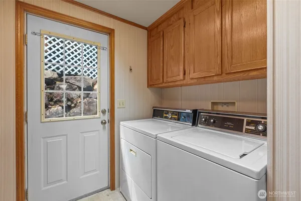 $549,000 | 17373 Woodcrest Drive Northeast, Bothell, WA 98011