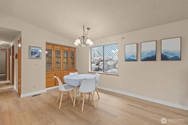 $549,000 | 17373 Woodcrest Drive Northeast, Bothell, WA 98011