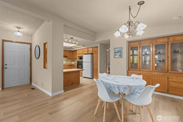 $549,000 | 17373 Woodcrest Drive Northeast, Bothell, WA 98011