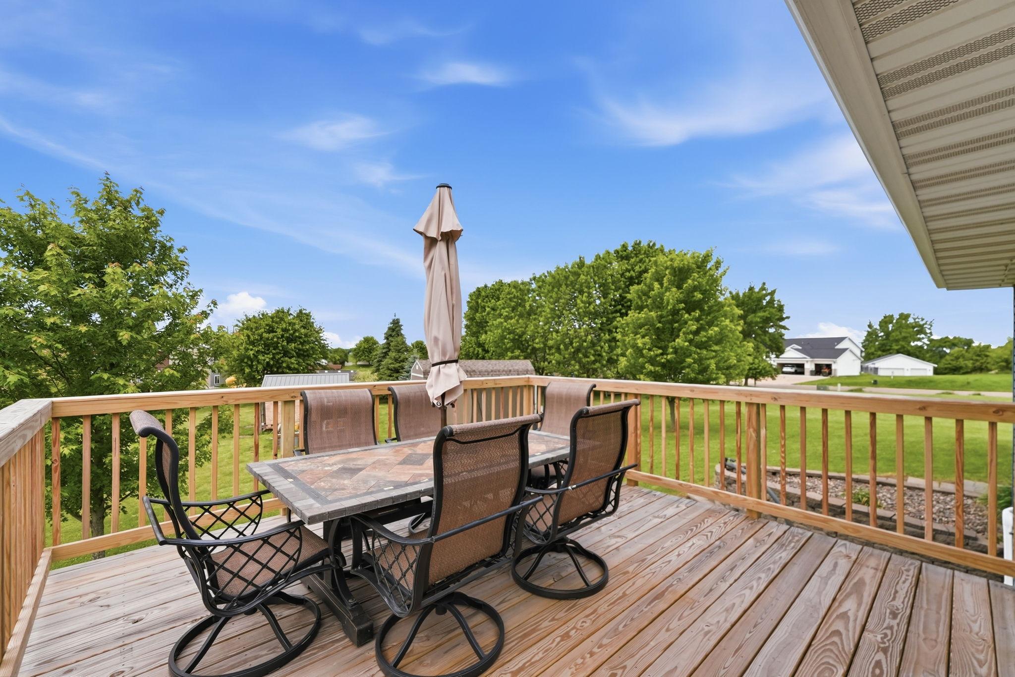 121 Shire Road Watkins, MN 55389 - Photo 25 of 35