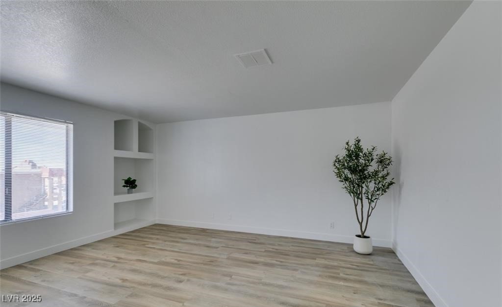 6932 Kilgore Drive, Unit D Las Vegas, NV 89156 - Photo 15 of 37