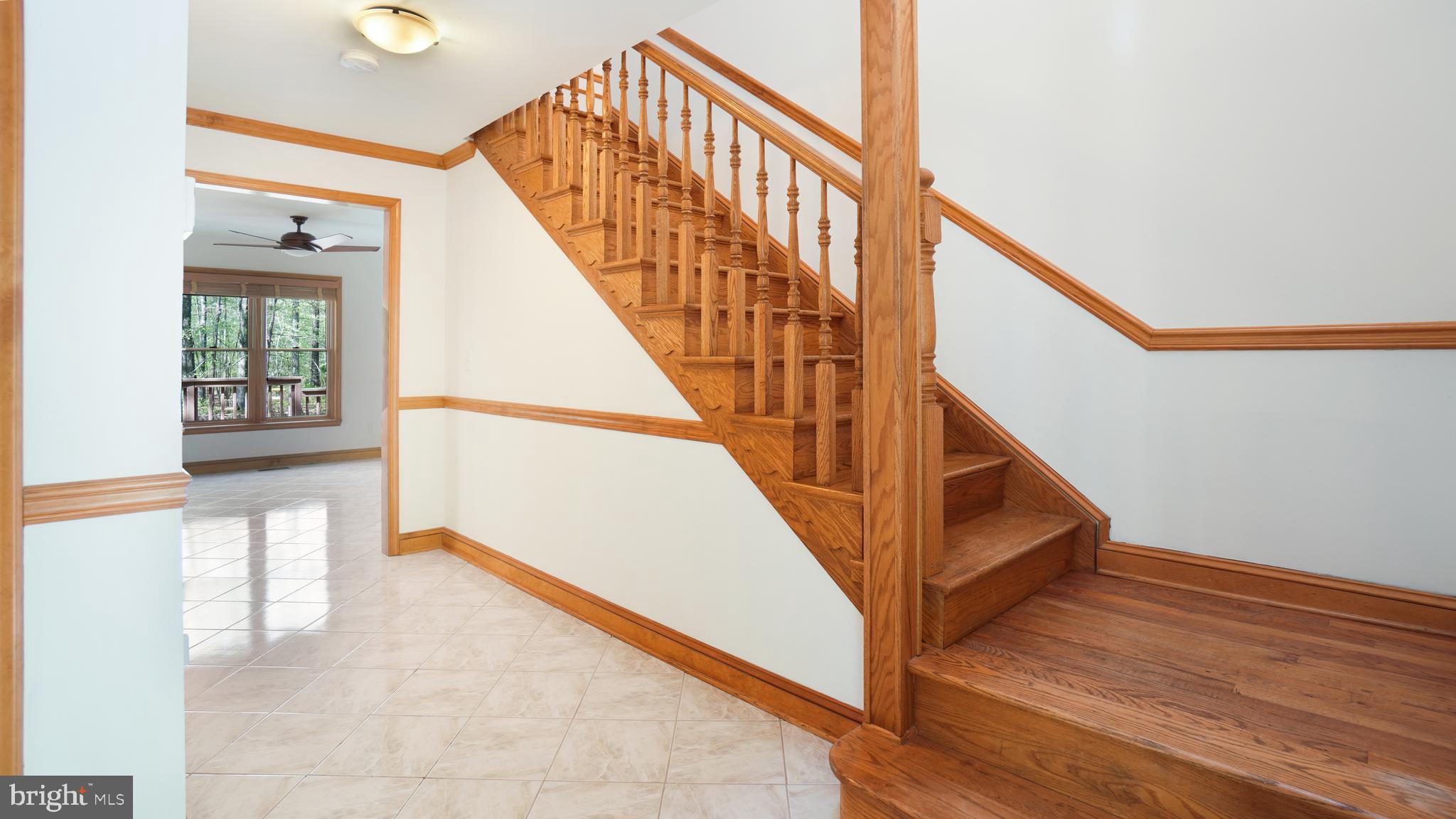 1459 Cedarhurst Road Shady Side, MD 20764 - Photo 3 of 40 Double-story Foyer