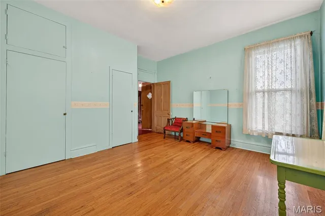 $349,900 | 222 West St Louis Street, Pacific, MO 63069