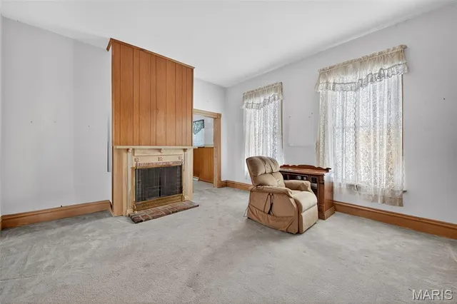 $349,900 | 222 West St Louis Street, Pacific, MO 63069