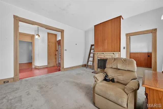 $349,900 | 222 West St Louis Street, Pacific, MO 63069