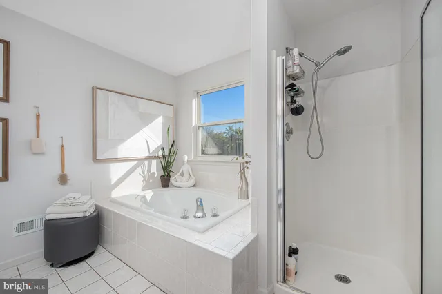 $500,000 | 934 Heritage Drive, Norristown, PA 19403