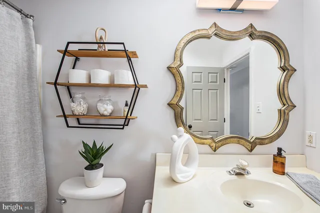 $500,000 | 934 Heritage Drive, Norristown, PA 19403