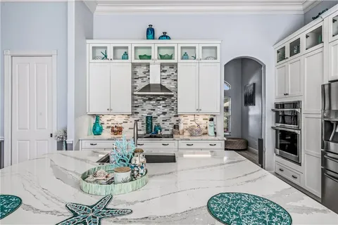 $599,999 | 6160 56th Avenue, Vero Beach, FL 32967