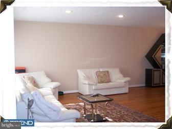 645 Susquehanna Road Huntingdon Valley, PA 19006 - Photo 3 of 12 Living Room