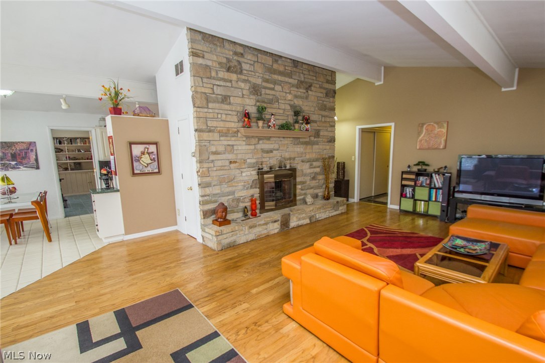 29150 South Woodland Road Pepper Pike, OH 44124 - Photo 2 of 28