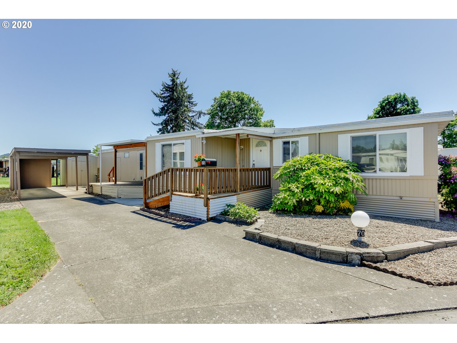 2150 Laura Street, Unit SP 70 Springfield, OR 97477 - Photo 2 of 19