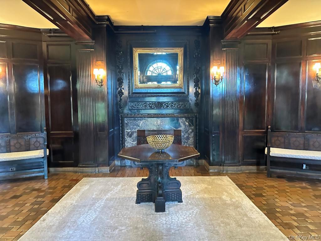 8 Barstow Road, Unit 6K Great Neck, NY 11021 - Photo 4 of 18 Gallery Image 4