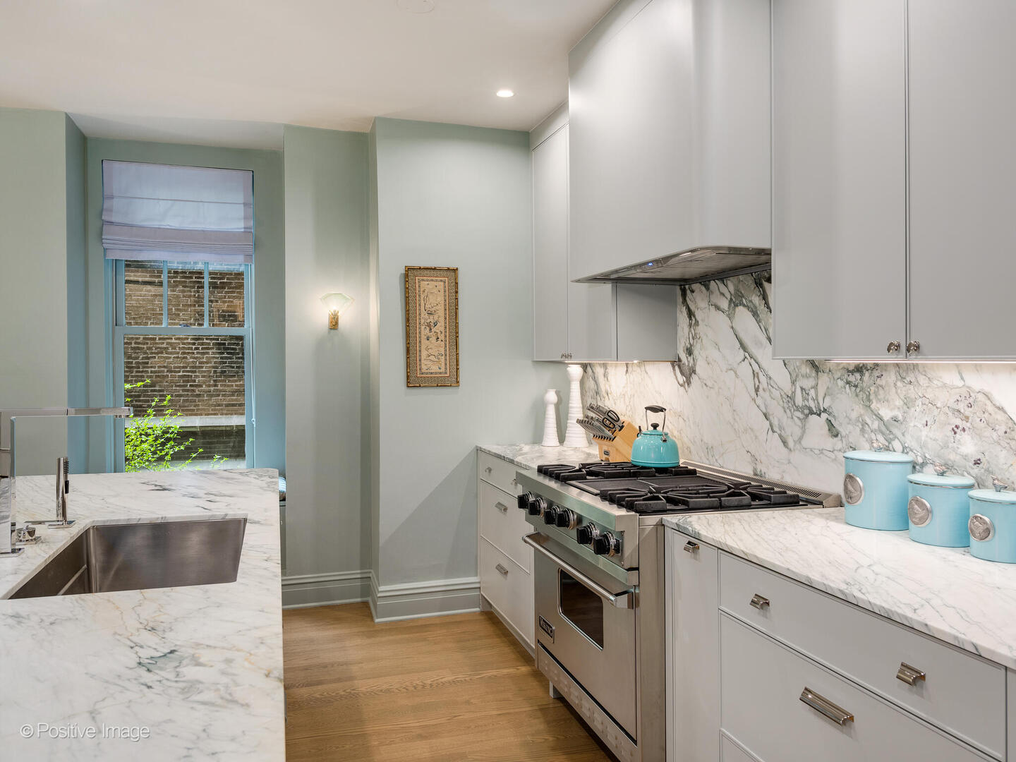 20 East Cedar Street, Unit 2D Chicago, IL 60611 - Photo 15 of 29