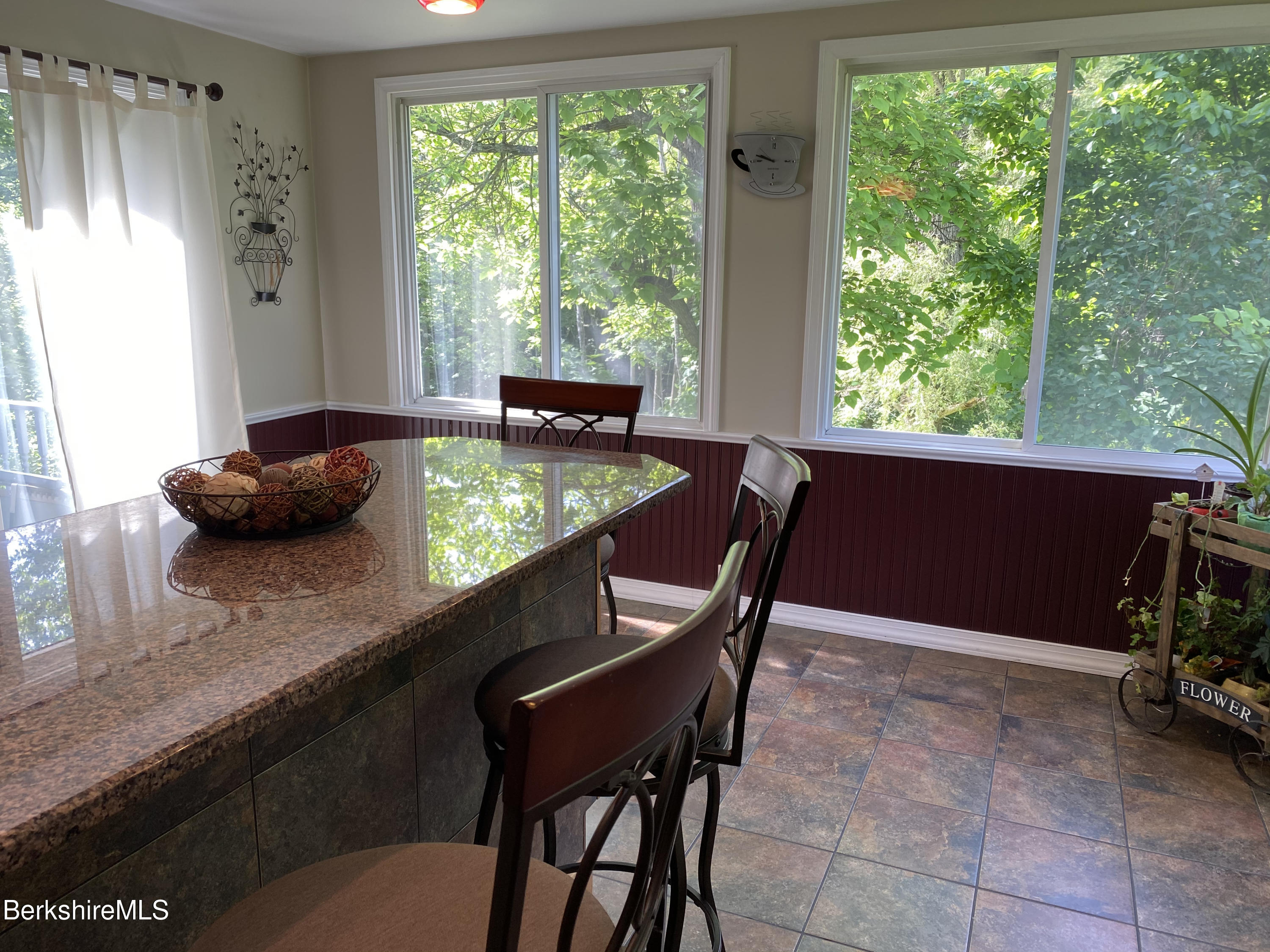 68 New Lenox Road Lenox, MA 01240 - Photo 10 of 28 IMG_1550