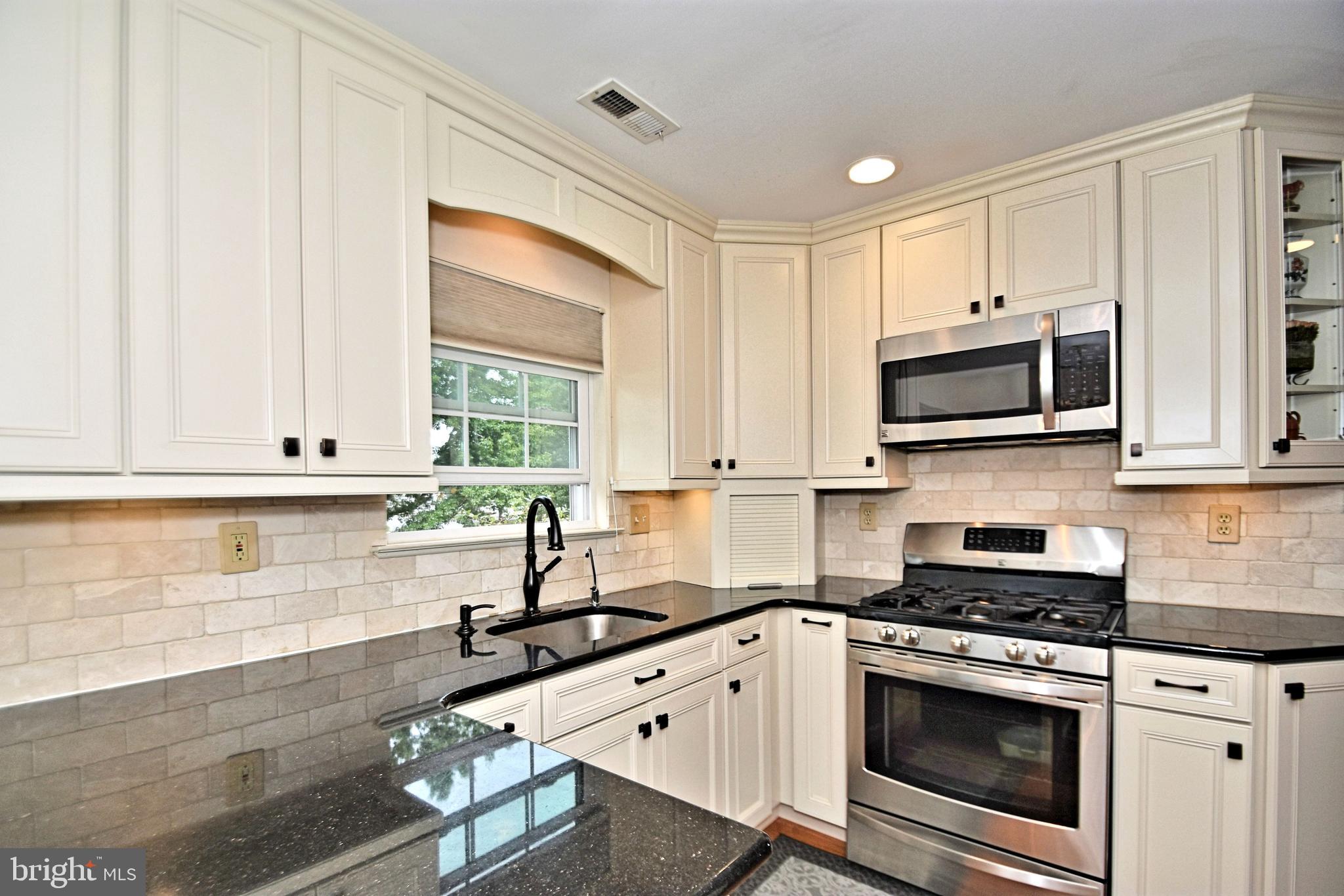 2602 Sterling Road, Unit 66 Yardley, PA 19067 - Photo 5 of 29 Kitchen
