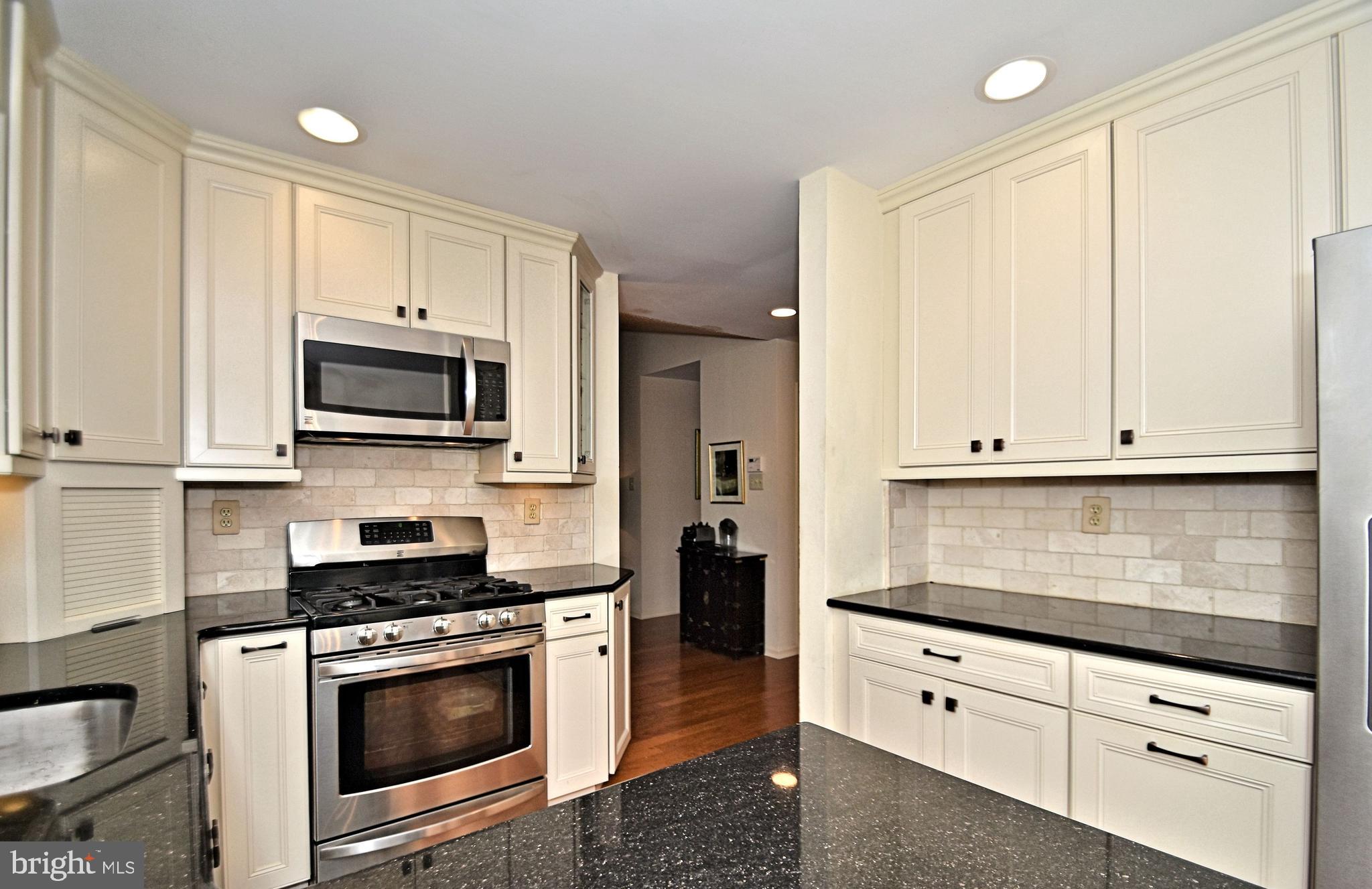 2602 Sterling Road, Unit 66 Yardley, PA 19067 - Photo 6 of 29 Kitchen