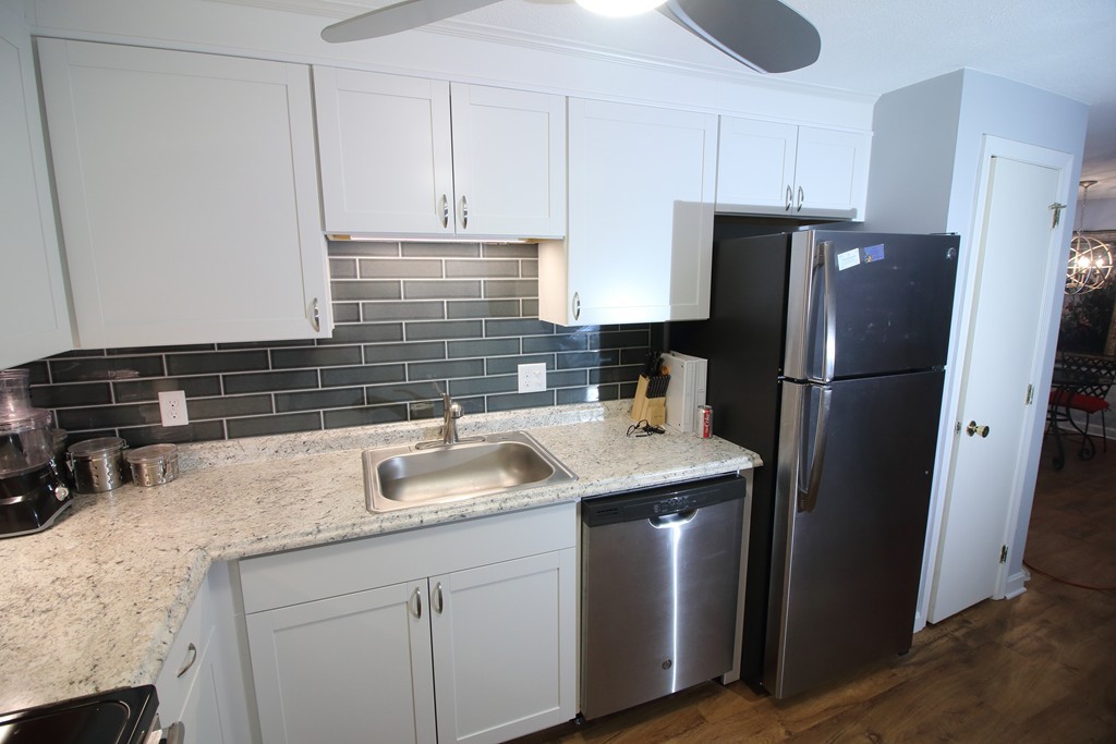 284 Codman Hill Road, Unit 3B Boxborough, MA 01719 - Photo 3 of 9 Gallery Image 3