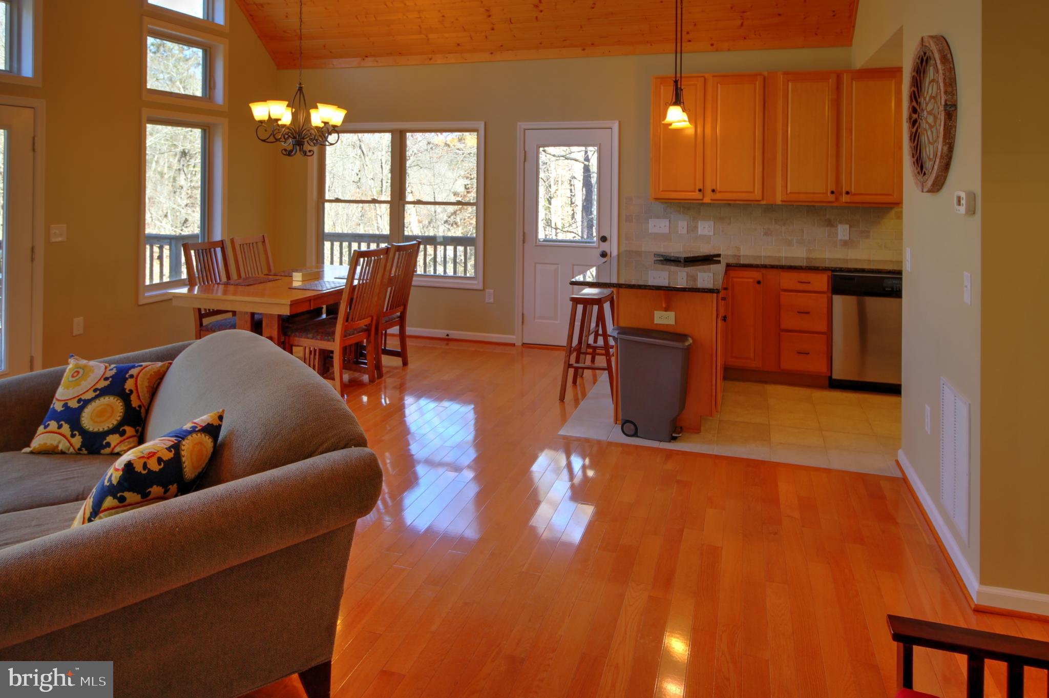 6010 Crooked Run Road Basye, VA 22810 - Photo 5 of 30