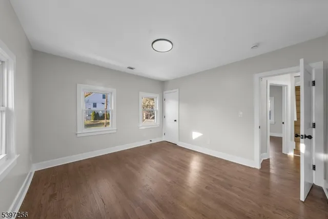 $898,999 | 68 Cathedral Avenue, Nutley, NJ 07110