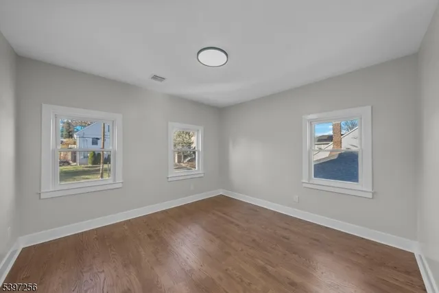 $898,999 | 68 Cathedral Avenue, Nutley, NJ 07110