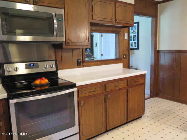 709 Dixie Road Clinton, NC 28328 - Photo 20 of 33 IMG_0726