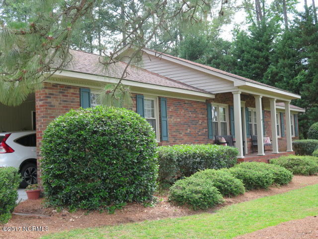 709 Dixie Road Clinton, NC 28328 - Photo 5 of 33 IMG_0755