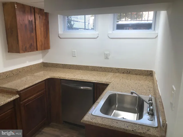 $995 | 8106 Pleasant Plains Road, Towson, MD 21286