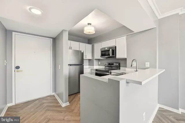 $2,650 | 1401 17th Street Northwest, Unit 409, Washington, DC 20036