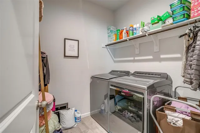 $2,300 | 2120 Richburg Street, Fort Worth, TX 76108