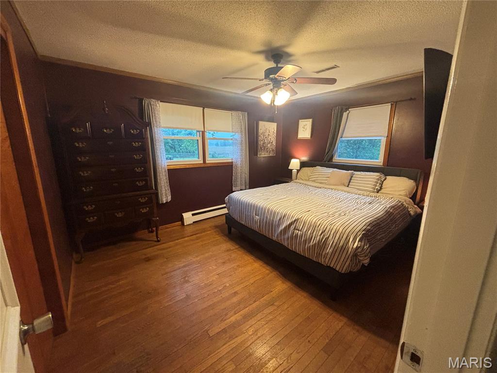 272 4th Street Mount Olive, IL 62069 - Photo 13 of 23