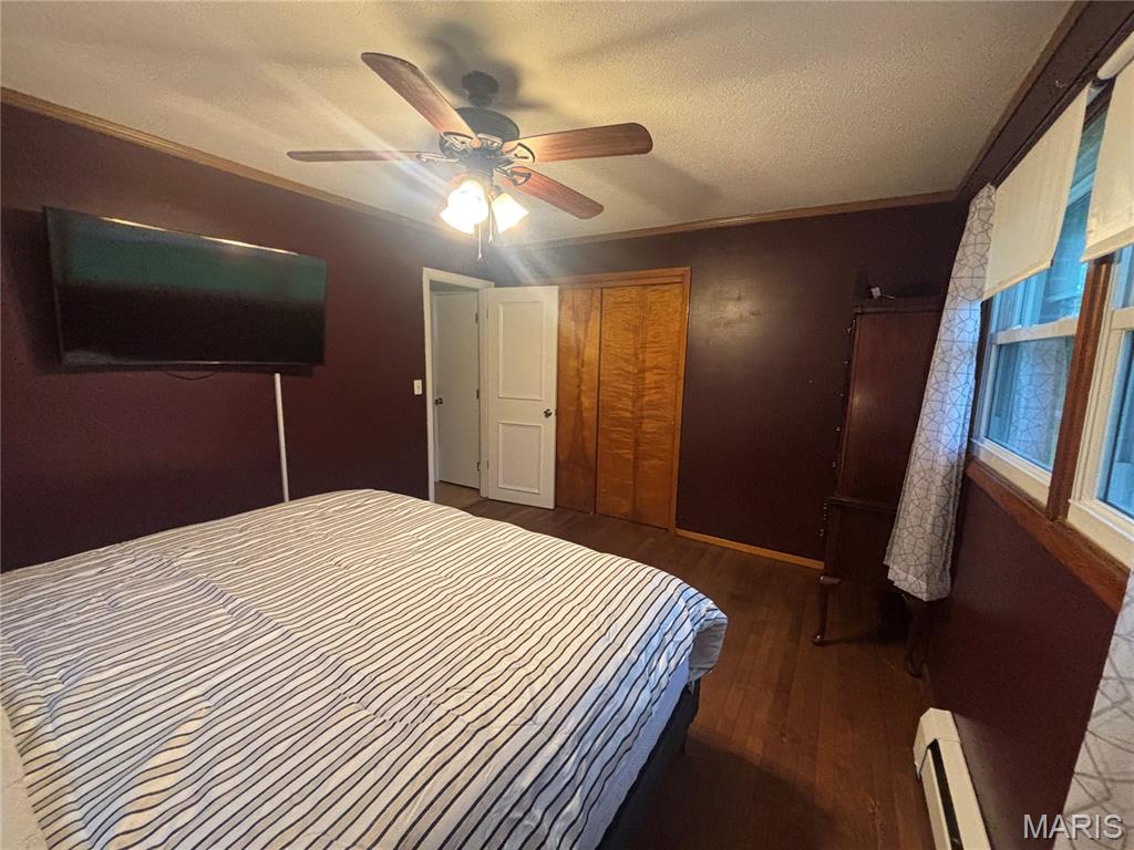 272 4th Street Mount Olive, IL 62069 - Photo 14 of 23