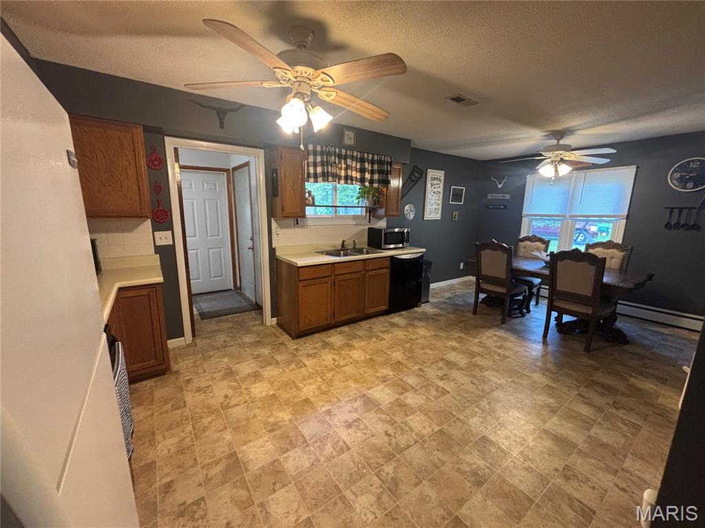 272 4th Street Mount Olive, IL 62069 - Photo 10 of 23