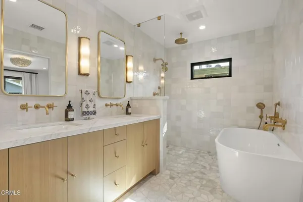 $1,699,000 | 5221 Wavecrest Way, Oxnard, CA 93035