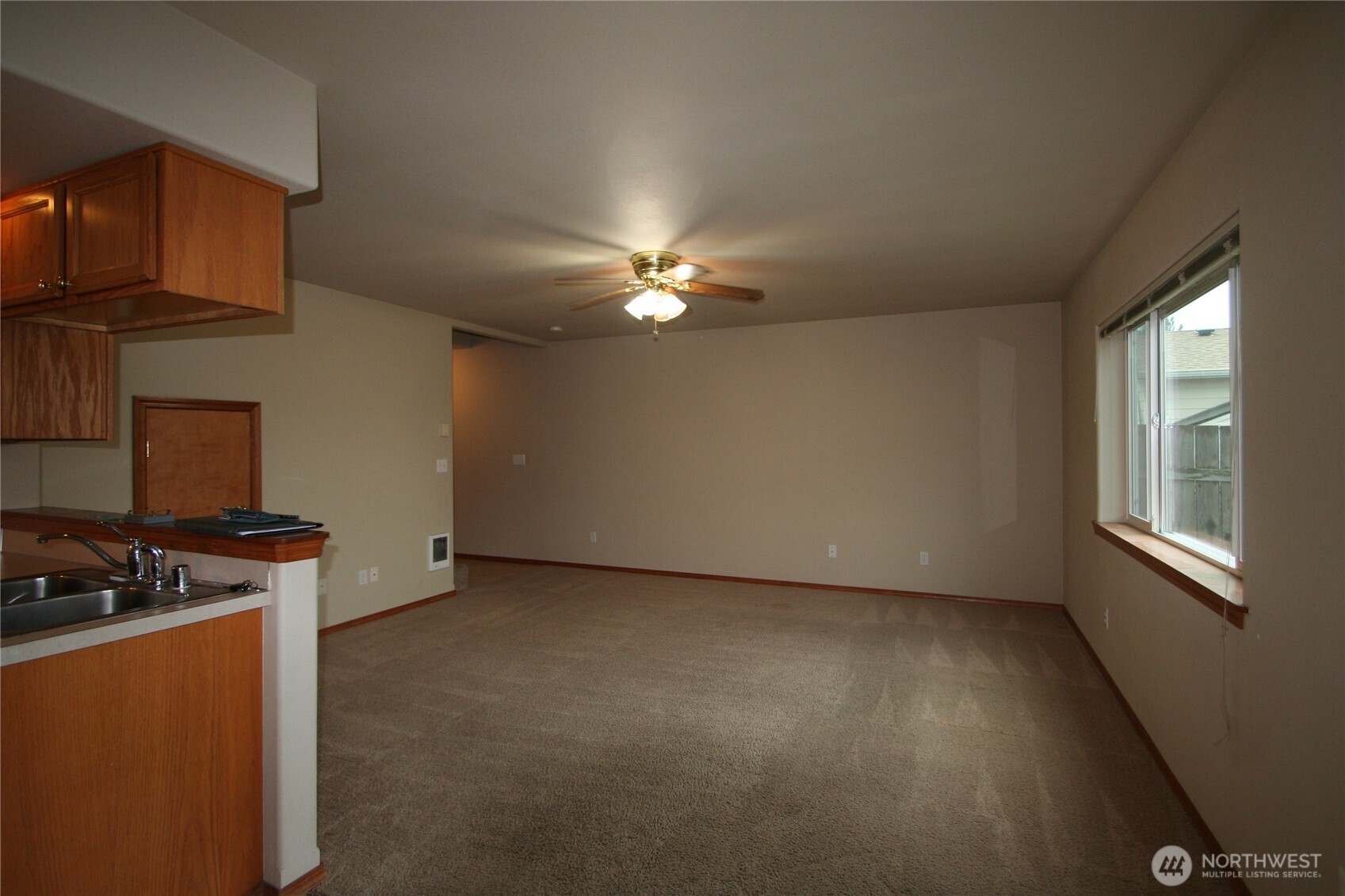 673 Southwest 20th Street Chehalis, WA 98532 - Photo 15 of 17 a view of an empty room with a window