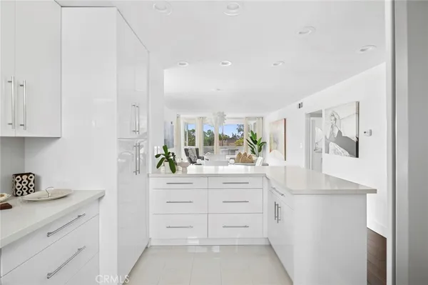 $1,995,000 | 775 Avocado Avenue, Corona del Mar, CA 92625