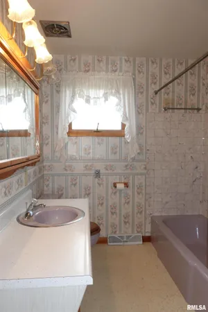 $138,500 | 126 North Sparta Street, Wataga, IL 61488