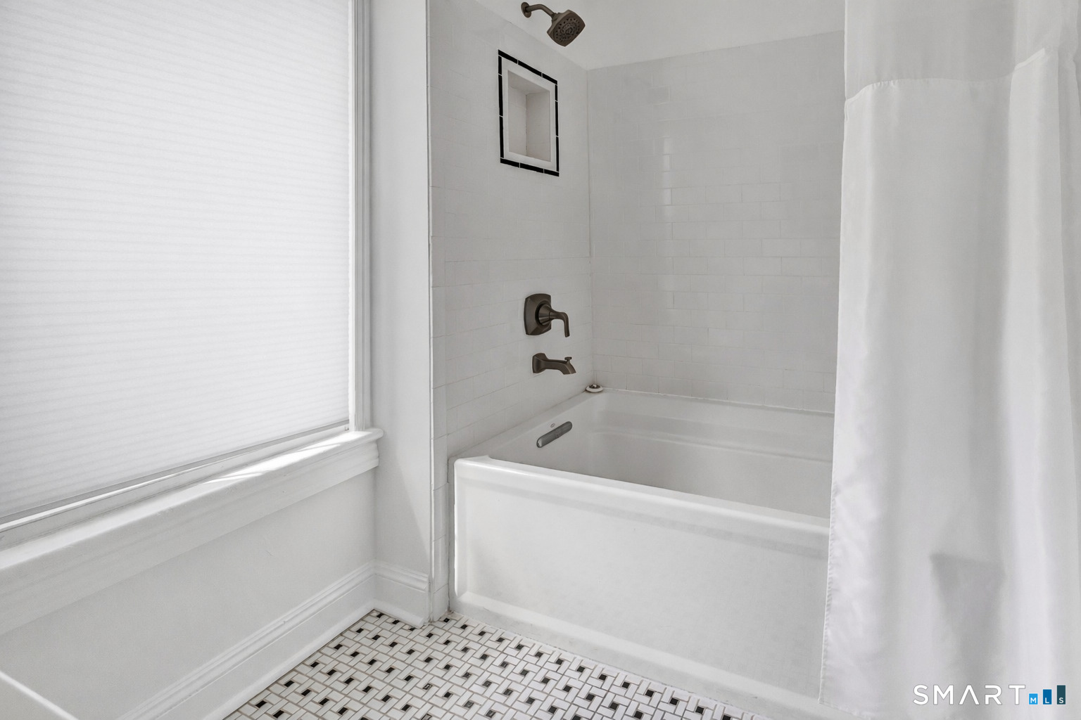 5940 Main Street Trumbull, CT 06611 - Photo 37 of 38