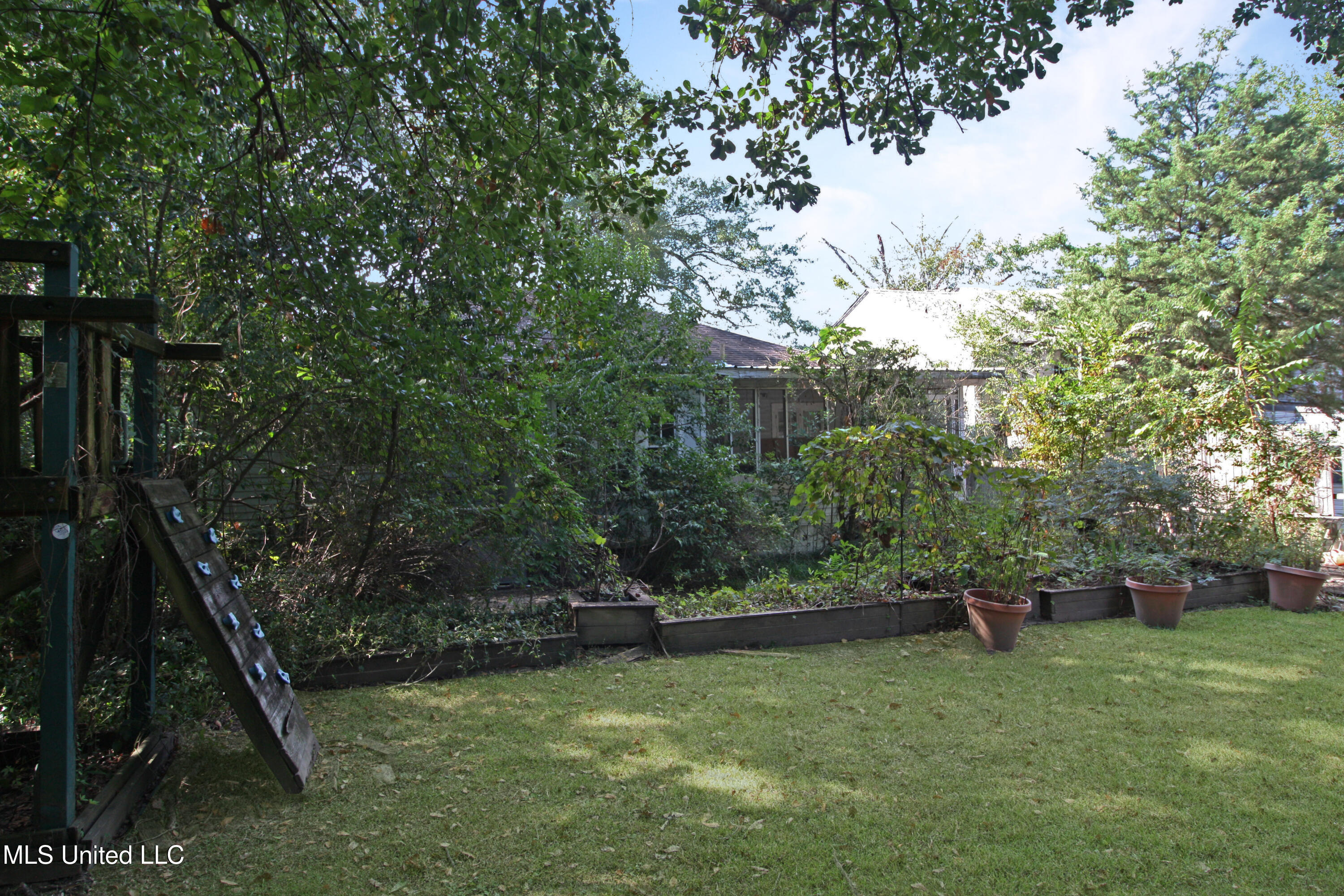 1032 Belhaven Street Jackson, MS 39202 - Photo 32 of 32 IMG_8726