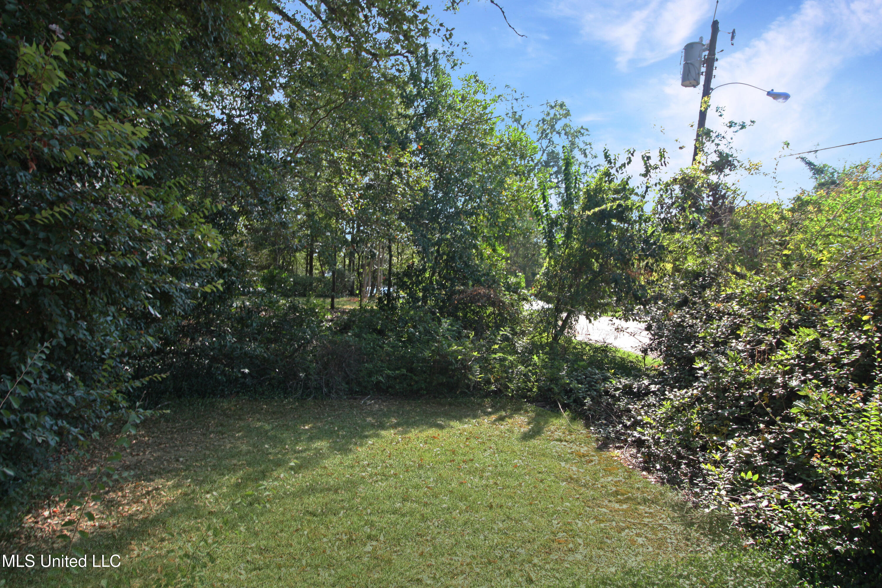 1032 Belhaven Street Jackson, MS 39202 - Photo 8 of 32 IMG_8751