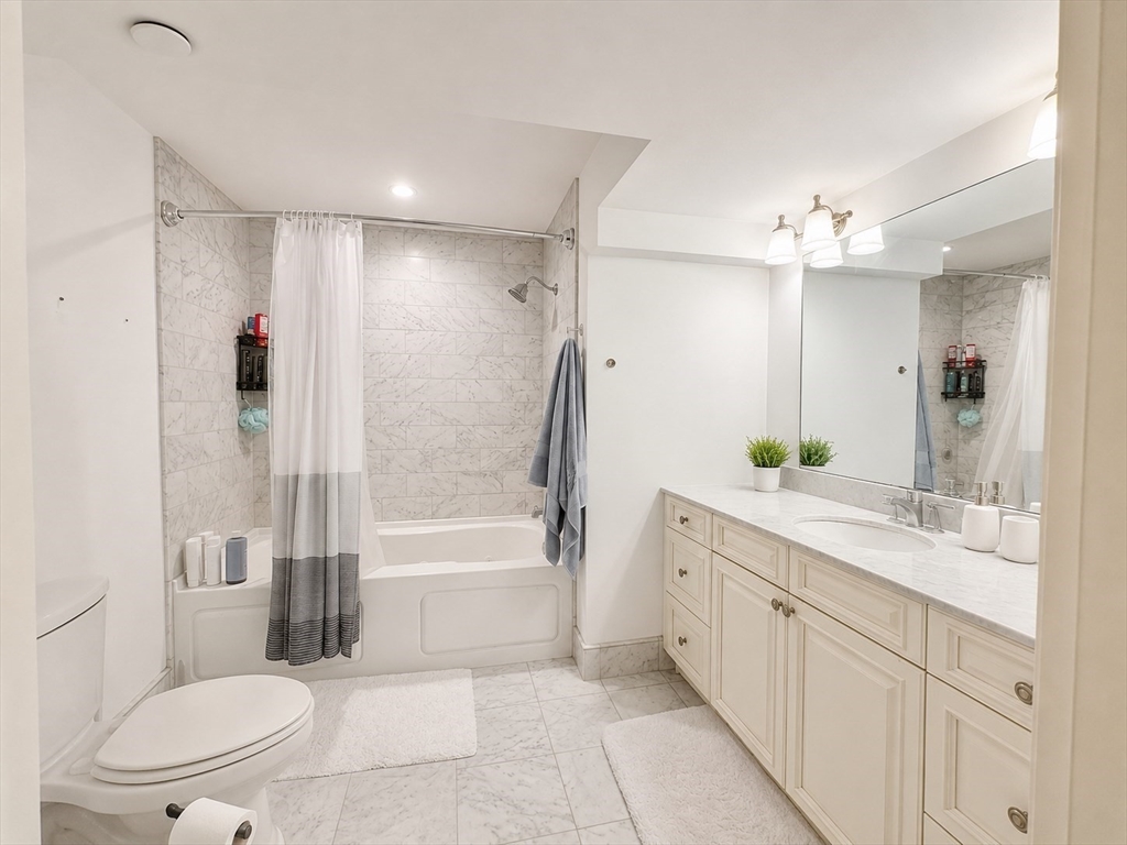 3 M Street, Unit 2 Boston, MA 02127 - Photo 17 of 20