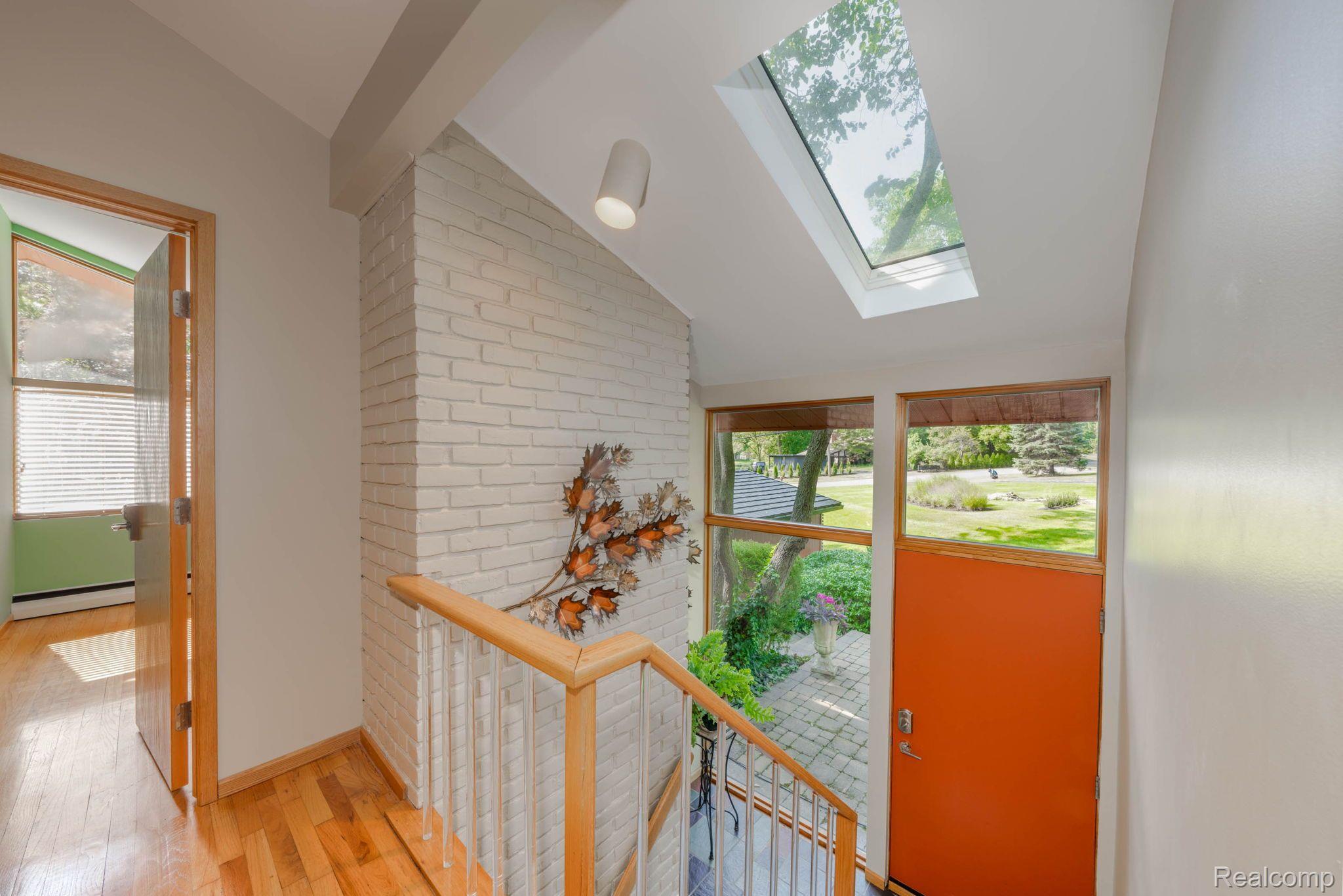 29590 Highmeadow Road Farmington, MI 48334 - Photo 10 of 39 Gallery Image 10