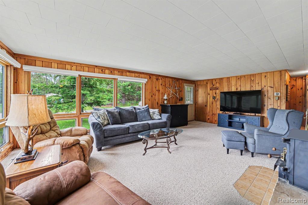 4269 Owl Road Lincoln, MI 48742 - Photo 7 of 18