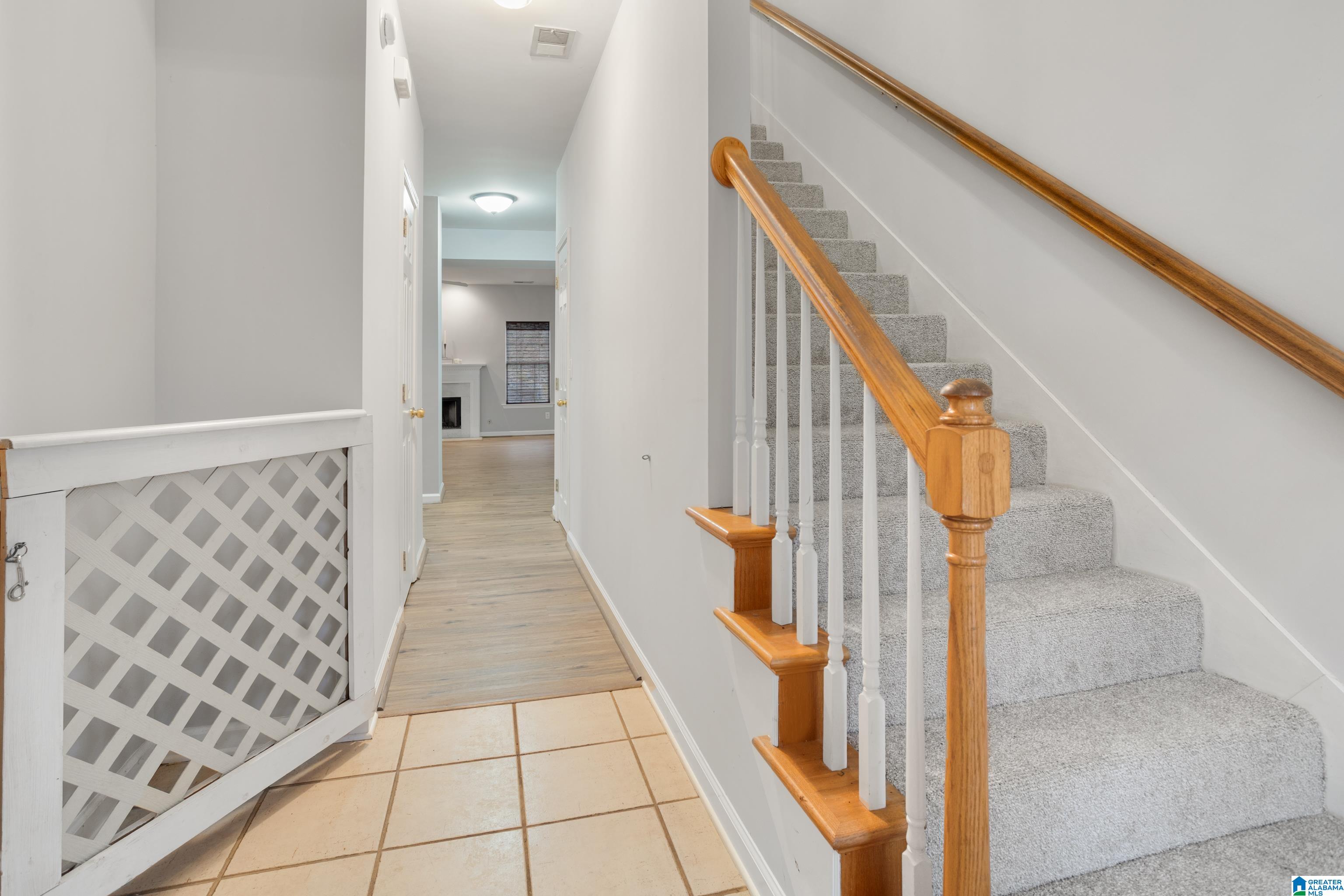 118 Frances Lane Helena, AL 35080 - Photo 3 of 41