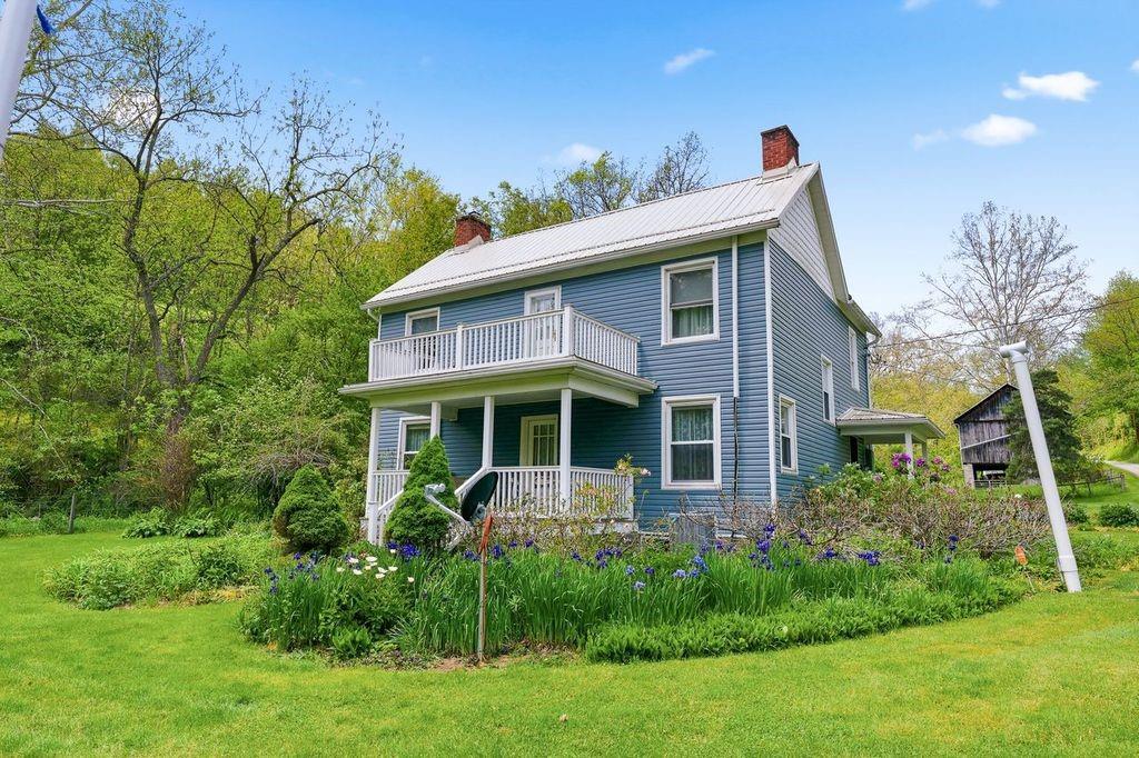 120 Center Highlands Road Waynesburg, PA 15370 - Photo 4 of 47