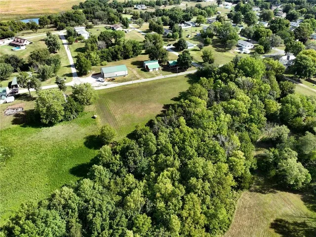 $40,000 | 702 West 16th Street, Horton, KS 66439