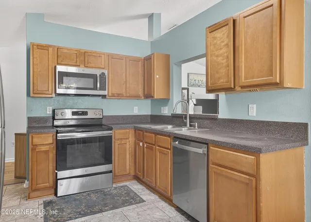 $255,000 | 12318 Anarania Drive, Jacksonville, FL 32220