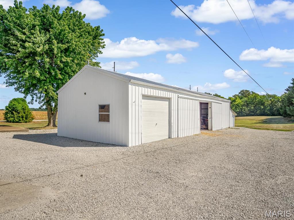 8970 Trolley Road Columbia, IL 62236 - Photo 4 of 21