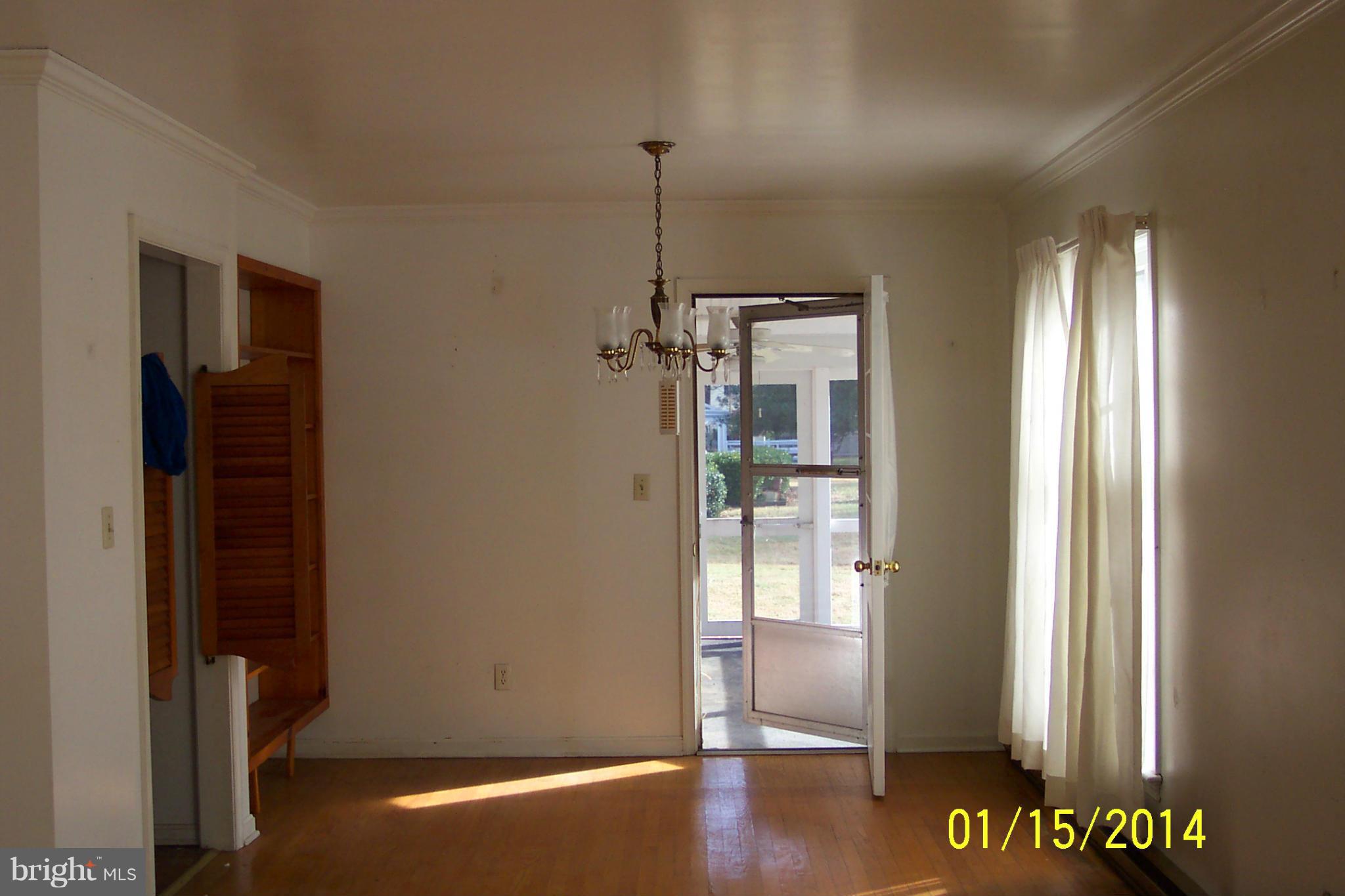 6 Kiowa Road Cambridge, MD 21613 - Photo 3 of 11 Interior (General)